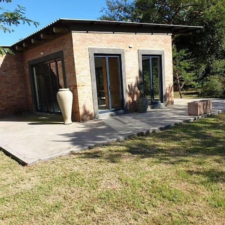Crocodile Sands River Lodge Mbombela Exterior photo