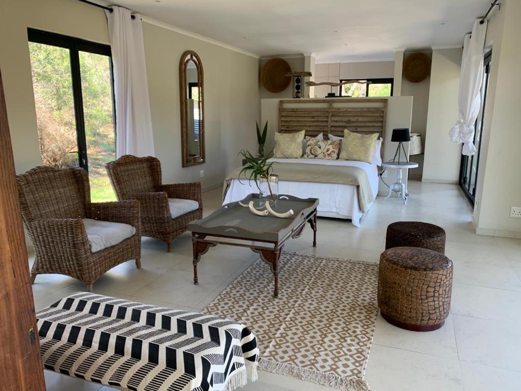 Crocodile Sands River Lodge Mbombela Exterior photo